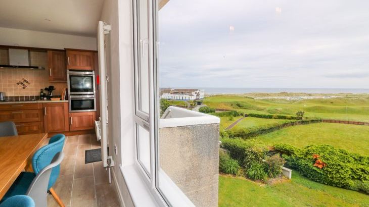 Seacoast Cottage - Photo 13