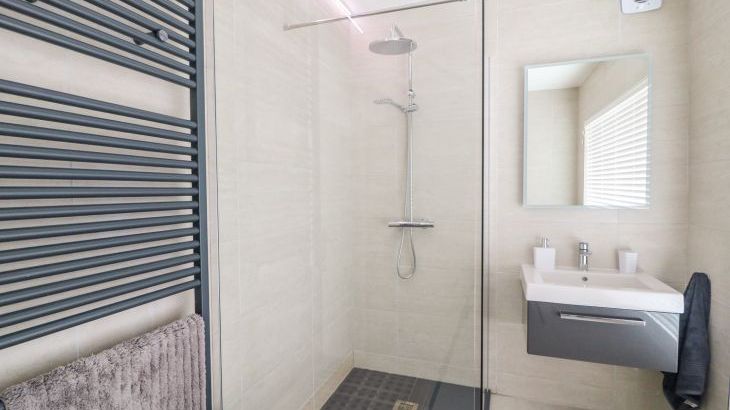 Seacoast Cottage - Photo 18