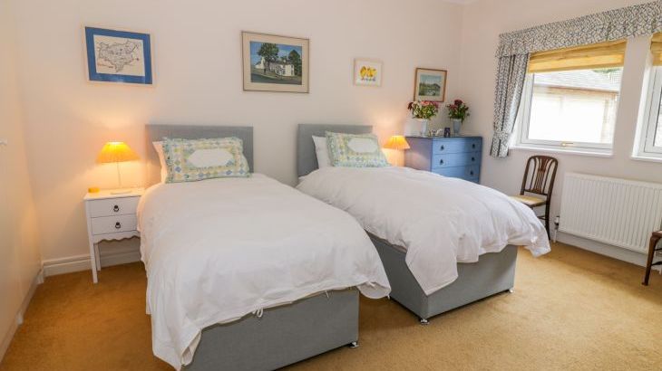 Sevenacres - Photo 17