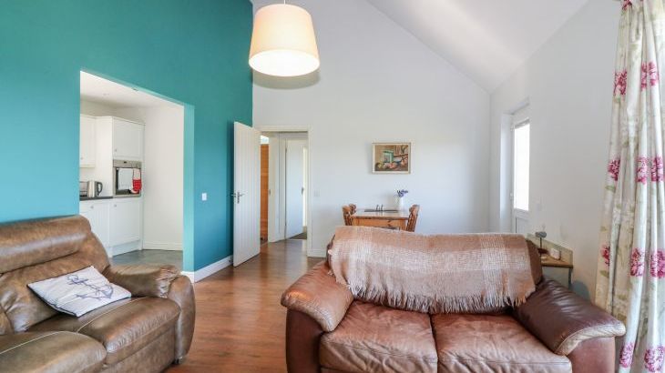 Starfish dog friendly holiday cottage, Salen, Central Scotland  - Photo 2
