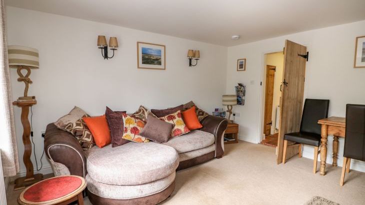 Flint Cottage - Photo 4