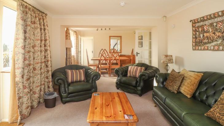 Knights Cottage - Photo 5