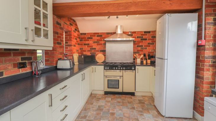 Knights Cottage - Photo 6