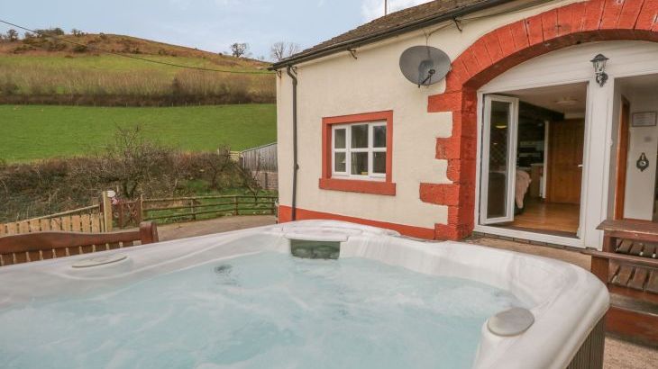 Bleng Barn Cottage dog friendly holiday cottage, Gosforth, Cumbria & The Lake District  - Photo 2