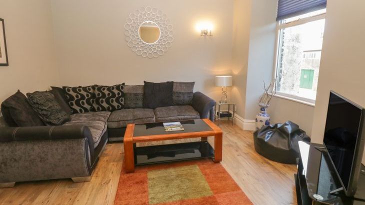 48 Oak Street - Photo 6