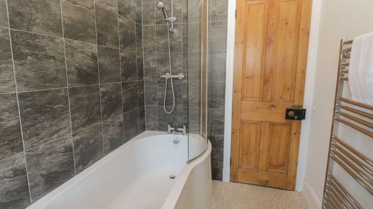48 Oak Street - Photo 13