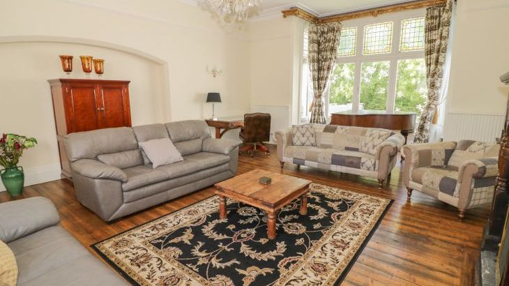 Norton Grange Manor House, sleeps 16, Photo 10 Norton Grange Manor House, sleeps 16, Photo 10