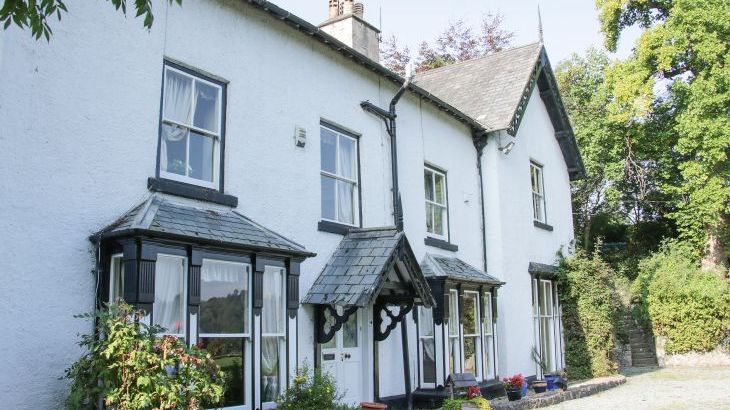 Brookside Manor House - Photo 3