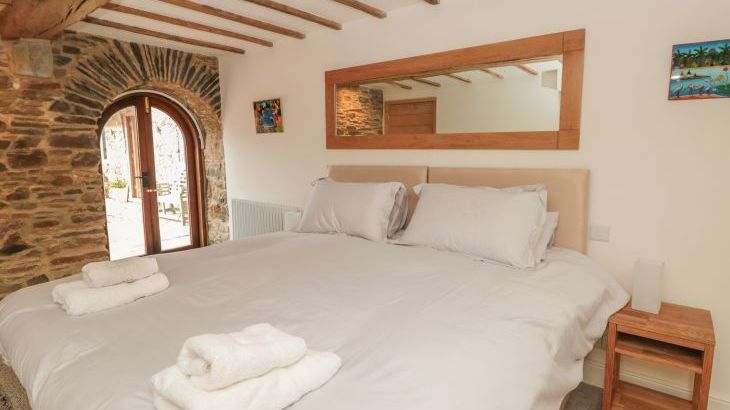 Manor Cottages - Photo 11