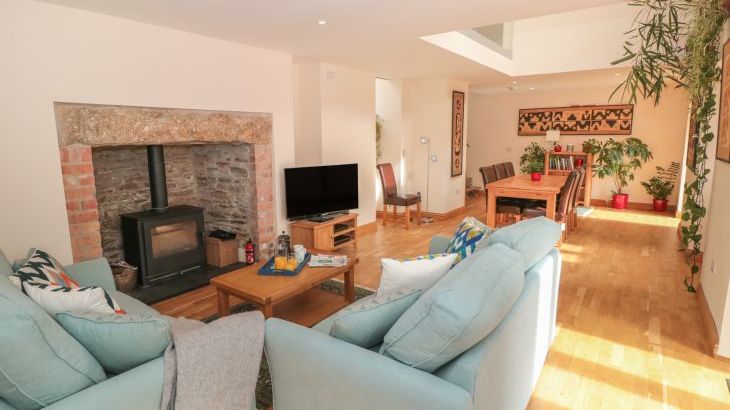 Manor Cottages - Photo 17