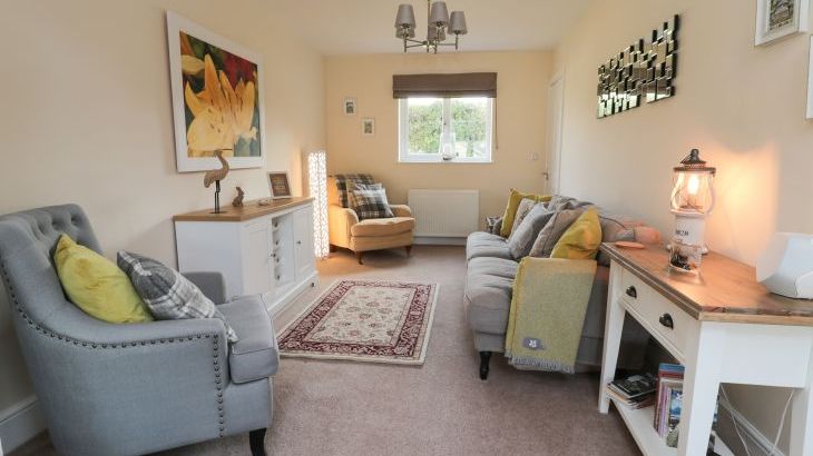 Cushat House - Photo 8