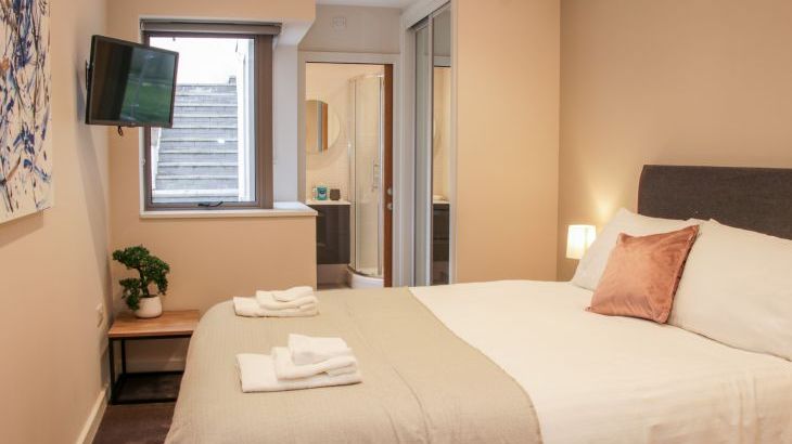 Round House - Photo 30