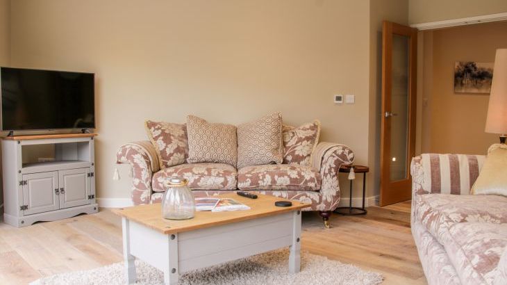 Round House - Photo 20