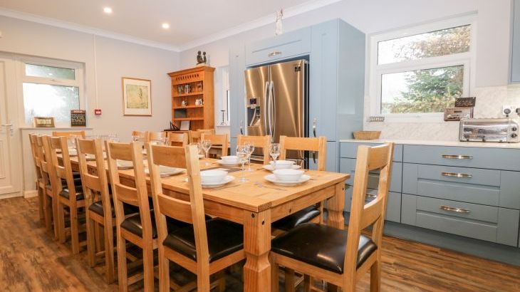 Eden House - Photo 10
