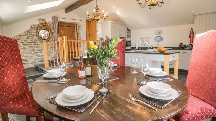 Glanville House - Photo 16