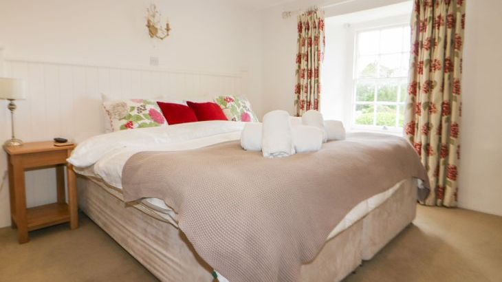 Great Western Farmhouse - Photo 12