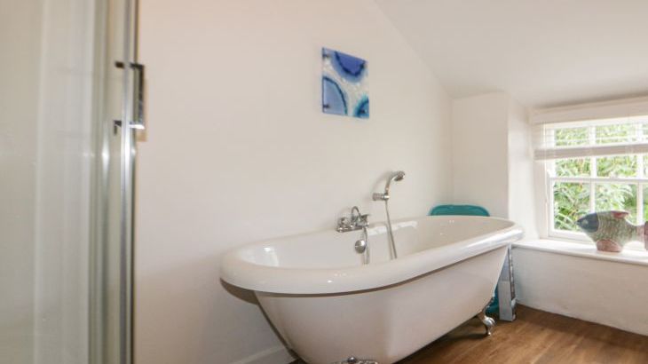 Great Western Farmhouse - Photo 21