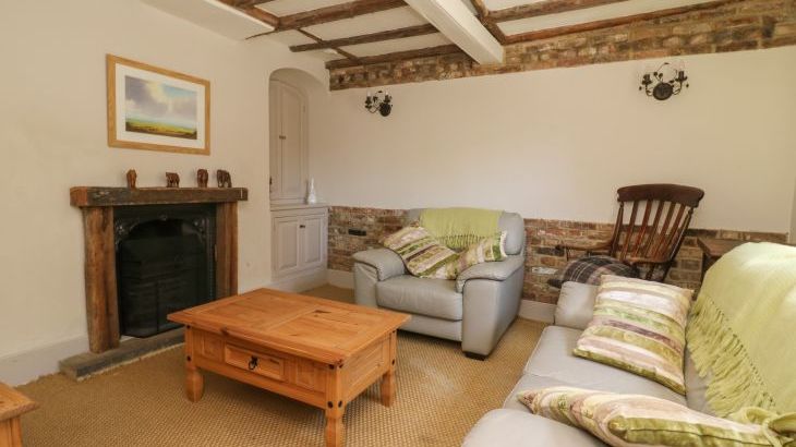 54 Bridge Street - Photo 2