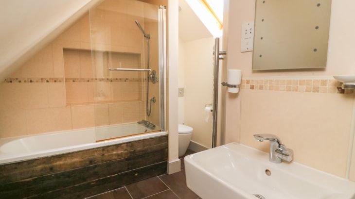 54 Bridge Street - Photo 18