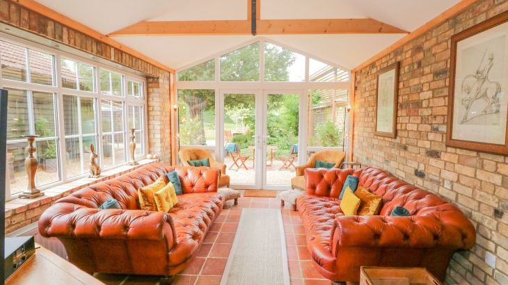 Coronation Cottage - Photo 2