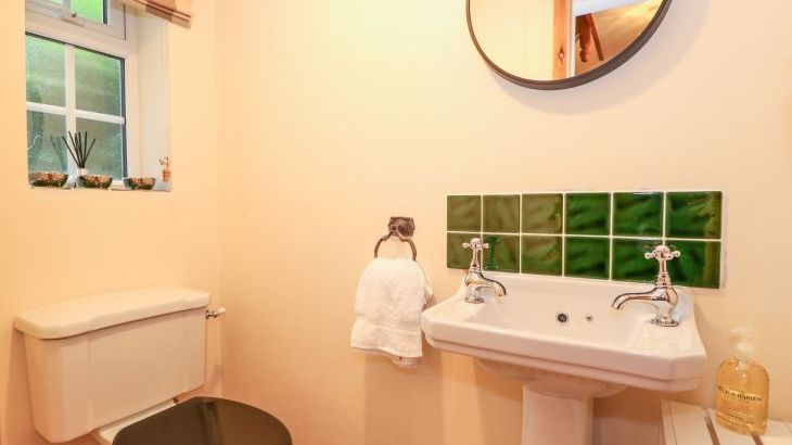 Coronation Cottage - Photo 17