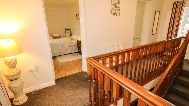 Shaws Hill Farmhouse - Photo 13