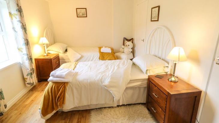 Shaws Hill Farmhouse - Photo 14