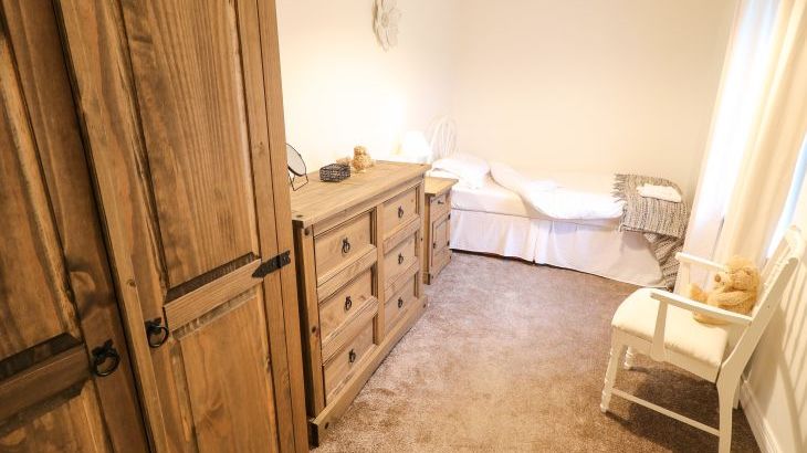 Shaws Hill Farmhouse - Photo 18
