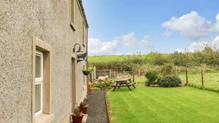 Shaws Hill Farmhouse - Photo 24