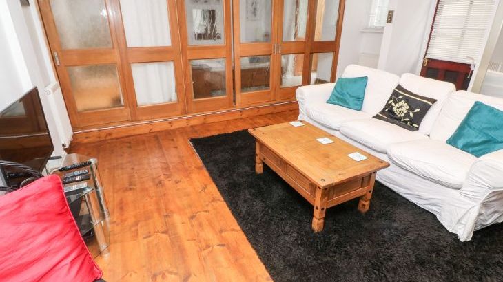 Maia House - Photo 2