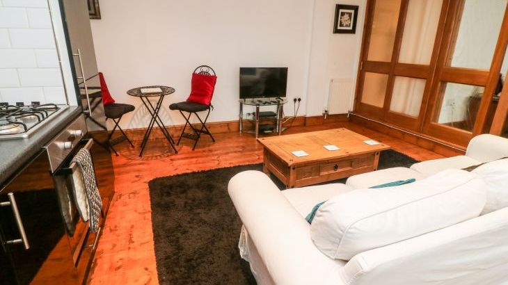 Maia House - Photo 3