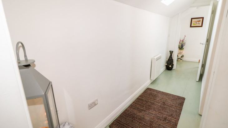 May's Cottage - Photo 12