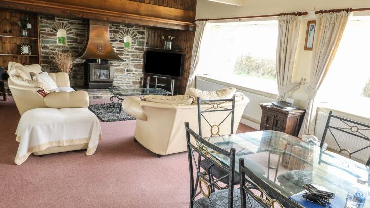 Llys Llywenan - Photo 4