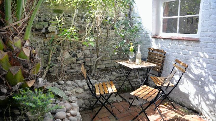 Tudor Cottage - Photo 10