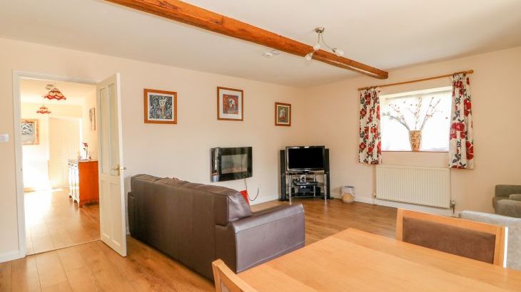 The Granary Cottage - Photo 2