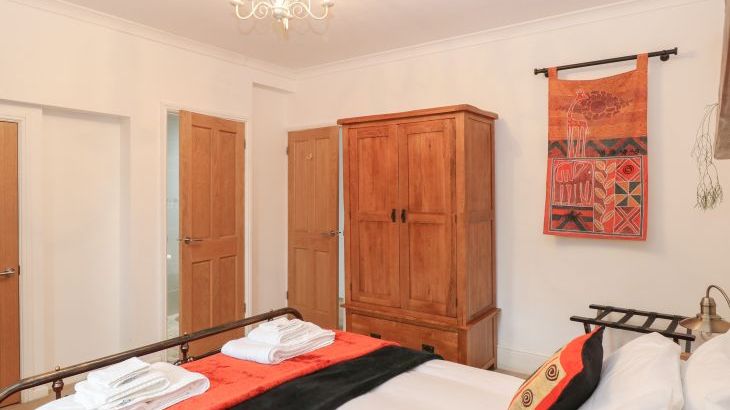 The Lodge - Photo 11