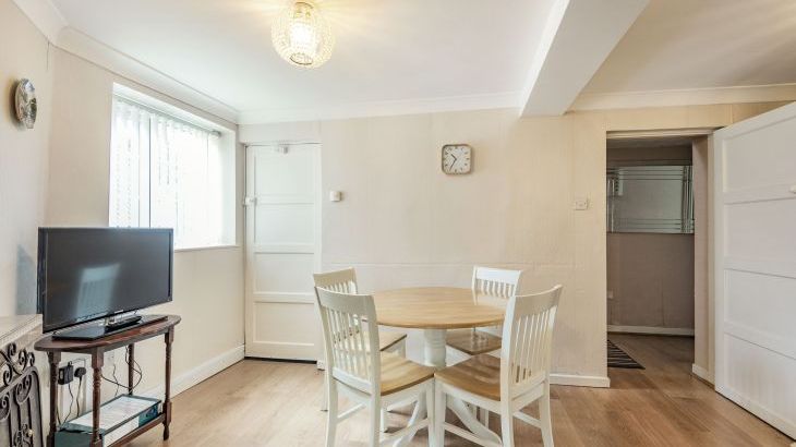 Violet Cottage - Photo 10