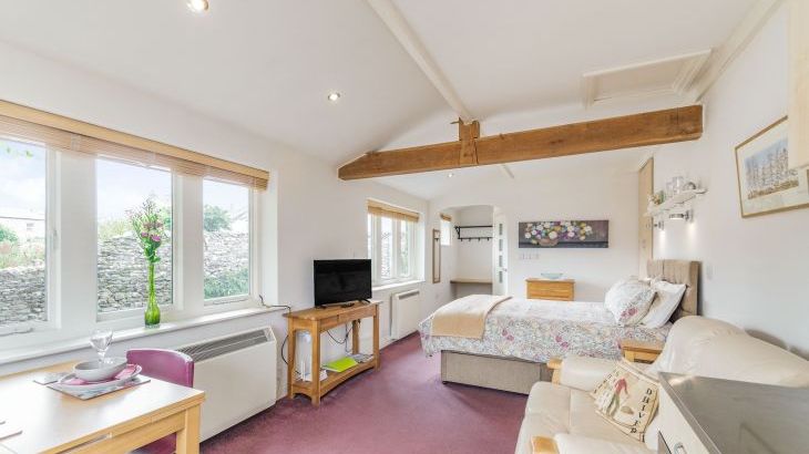 The Friendly Room - Photo 4