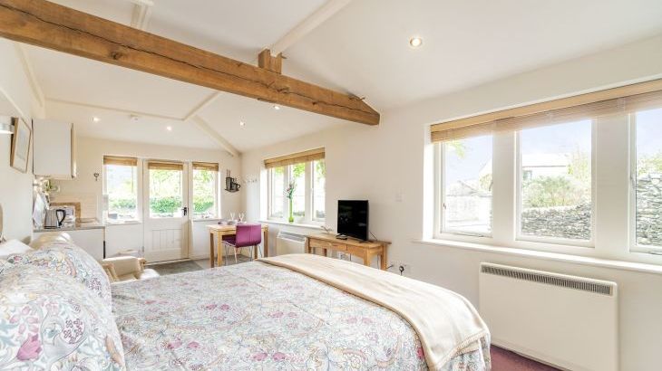 The Friendly Room - Photo 7