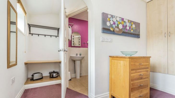 The Friendly Room - Photo 14