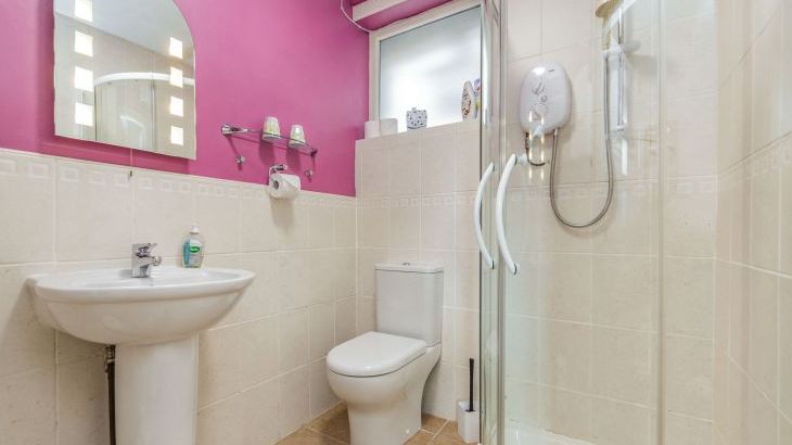 The Friendly Room - Photo 15
