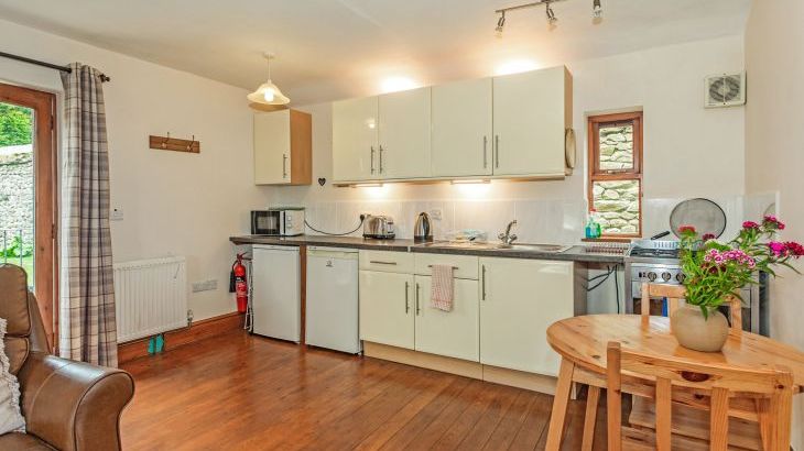 Carn Cottage - Photo 11