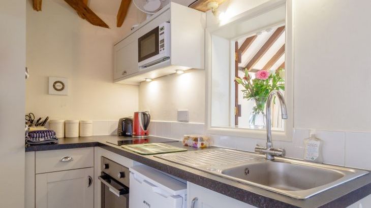 Garden Cottage - Photo 9