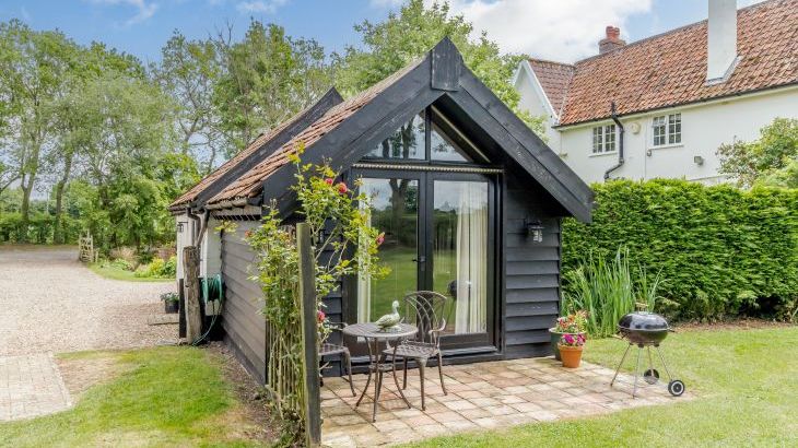 Garden Cottage - Photo 14