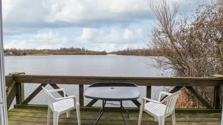 Cygnus Boathouse - Photo 13