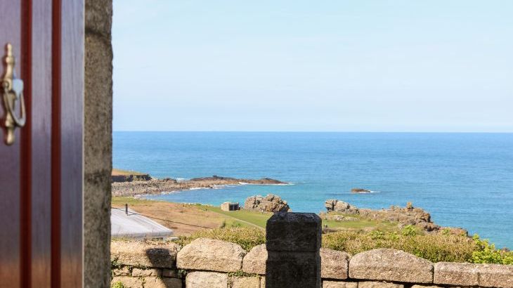 Porthmeor Beach House - Photo 1
