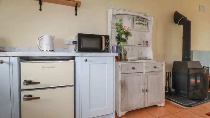 The Garden Apartment - Photo 10