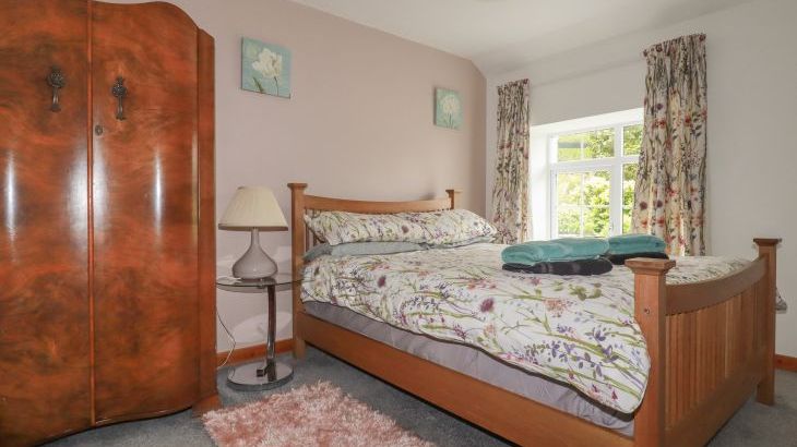 The Garden Apartment - Photo 11