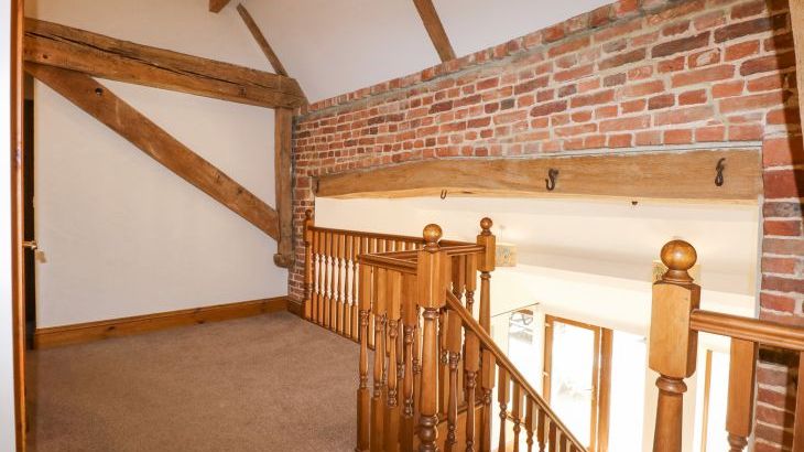 Hadleigh Farm Barn - Photo 17