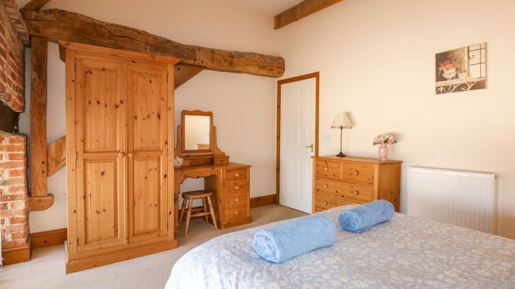 Hadleigh Farm Barn - Photo 26